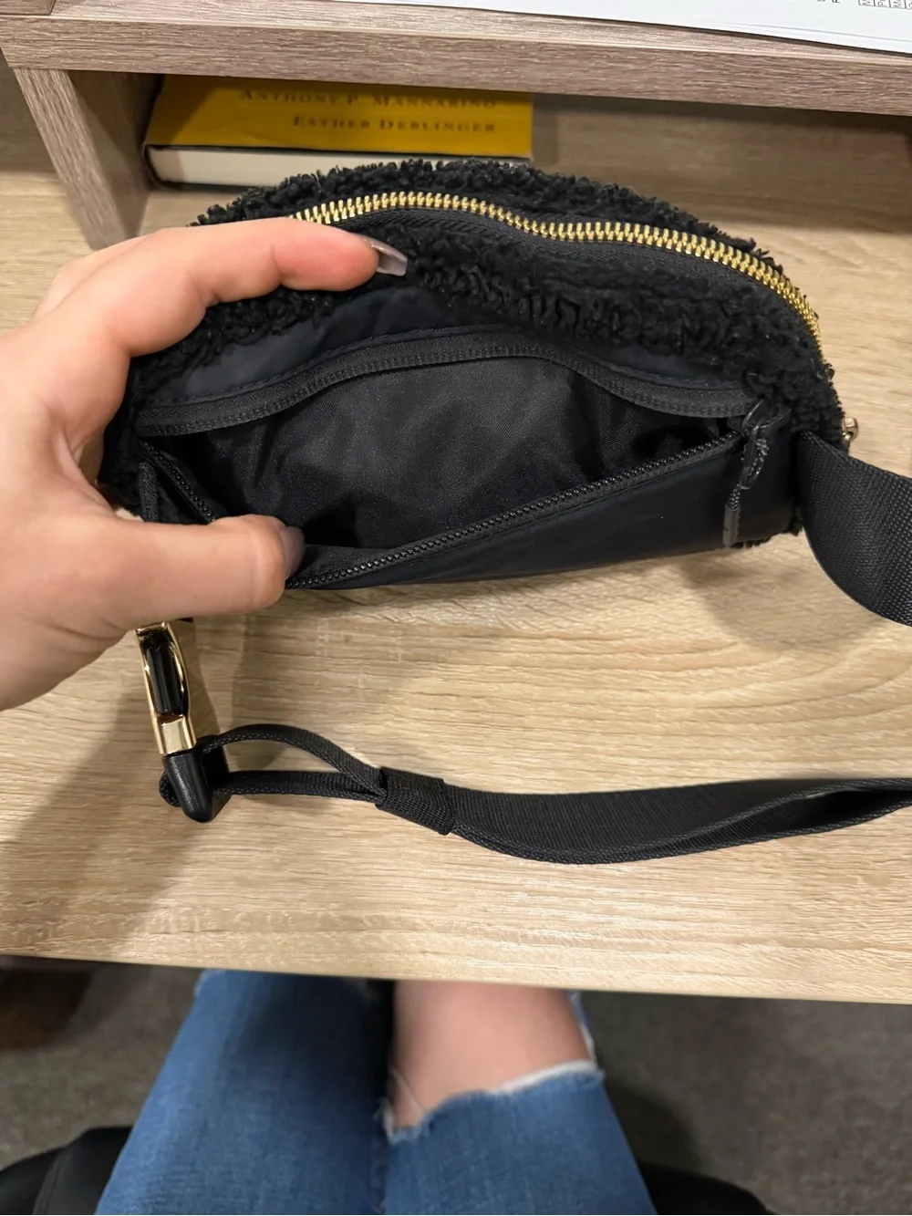 lululemon Black Sherpa Crossbody with Gold Zipper - Picture 3 of 8